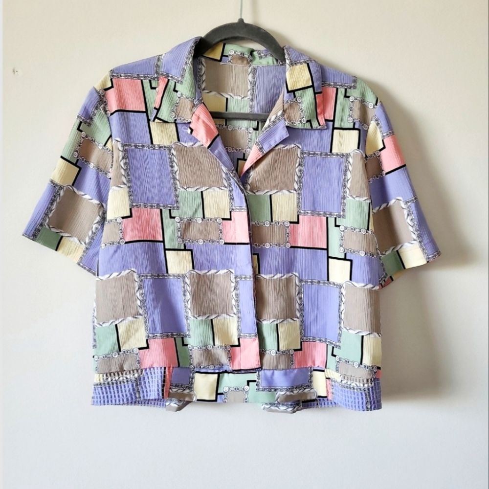 Vintage Purple Patterned Short Sleeve Button Down Shirt
